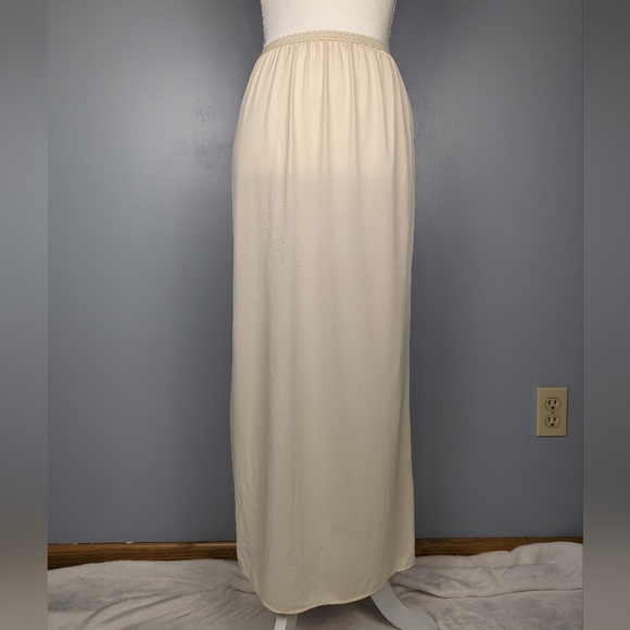 Vintage des années 60 Henson Kickernick dentelle en nylon blanc